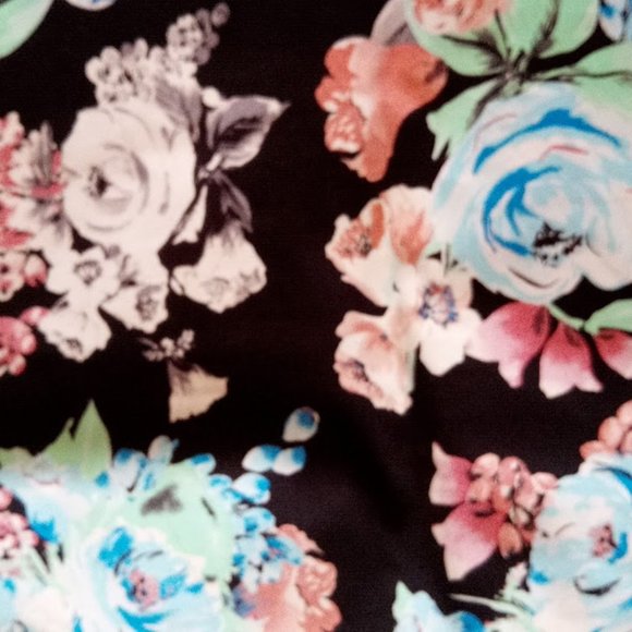 VINTAGE Blue Black Floral Skirt Suit Size Small - Picture 5 of 5